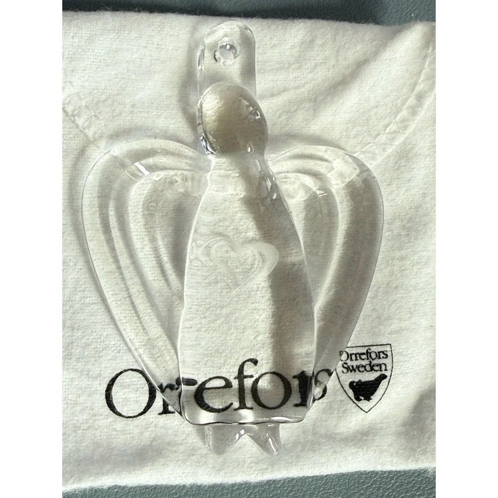 Orrefors Sweden Vintage Crystal Angel Of Love Pair Of Christmas Ornaments 2004